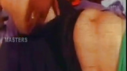 முதிர்ந்த அம்மா செக்ஸ் திரைப்படங்கள் பரத்தையர் அவளது மார்பகங்கள் முழுவதும் துடிக்கிறார்கள்