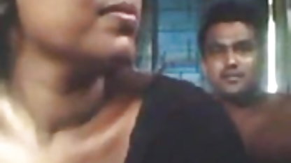 பொன்னிற பிரட் தமிழ் ஆண்ட்டி பெரிய புண்டை ரோஸி அற்புதமான தனியா கொடுக்கிறார்