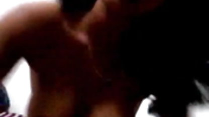 வீட்டில் பெங்காலி திரைப்படம், செக்ஸ் வீடியோ அழகான க g கர்ல் ஒரு டிக் மீது குதித்து