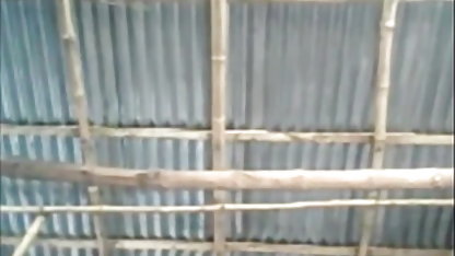 நான் ஒரு வேசி என்று என்னை முயற்சித்தேன் கவர்ச்சி பெரிய புண்டை