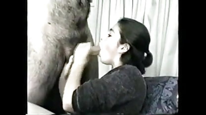 மெஷ் சூட்டில் ஒரு மாணவர் 5 நிமிடங்களில் சூப்பர் செக்ஸ் படம் முடிப்பார்