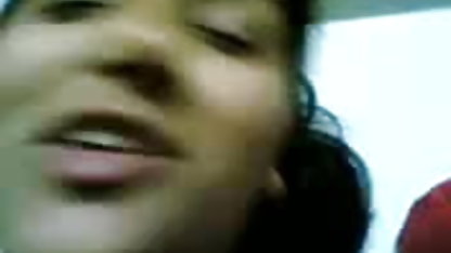 பெரிய மார்பகங்களுடன் தனியா செக்ஸ் டேப் கூடிய மெல்லிய தனியா அழகு ஜாடிகள் காசிடி