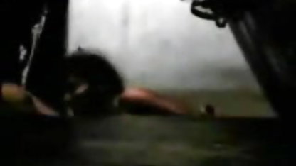 - வணிக பெண் லிசா ஆபாச திரைப்படங்கள் மீது நெட்ஃபிக்ஸ் ஆன் ஓய்வெடுங்கள்