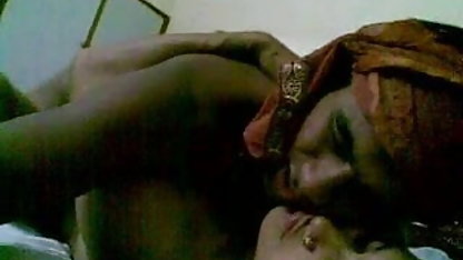 கே - ரிலே ரீட் தனது மியா கலிபா கி நீல படம் கடினத்தை விரும்புகிறார்