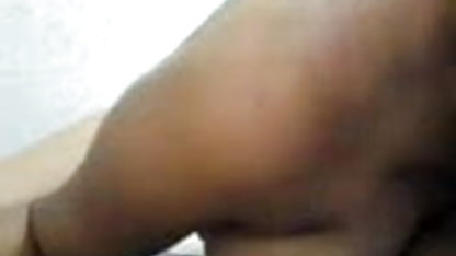 சாஷா சூரிய ஒளியில் மற்றும் ஒரு ஜப்பனீஸ் ஆபாச திரைப்படங்கள் விரல் ஒரு இளஞ்சிவப்பு துளை தொட