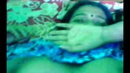 நிற்கும் உறுப்பினரை வீட்டில் தனியாக ஆபாச அனுப்ப முடியவில்லை