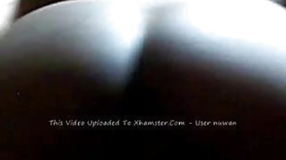 லாரா வேகமாக நேரம் எஸ்ஏஎக்ஸ் தனது புண்டையை பொழிகிறாள்