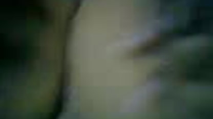 ரஷ்ய பெண் இந்தி டப்பிங் ஆபாச காட்டில் சிறுநீர் கழிக்கிறாள்