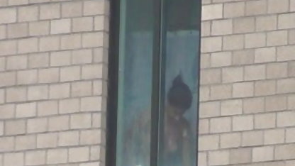 முரட்டுத்தனம் மற்றும் நீல படம் நீல, கவர்ச்சி வளர்ப்புடன் மெல்லிய குத செக்ஸ்