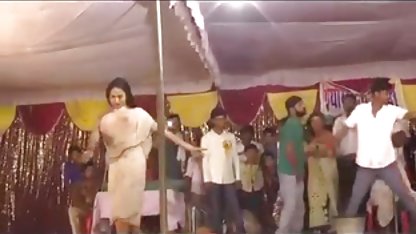 பொன்னிற லெக்ஸ் ஷரோன் பஞ்சாபி, கவர்ச்சி நீல படம் காட்டு