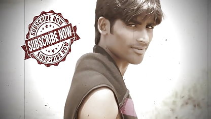 ஹேடன் ஹென்னெஸி தனது படிப்படியிலிருந்து க்ரீம்பியை எடுக்கிறார் செக்ஸ் படம் மாமியின்