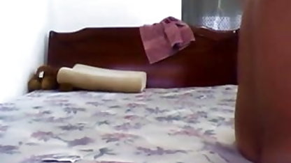 கவர்ச்சியான வீட்டில் செக்ஸ் திரைப்படங்கள் பொன்னிறத்துடன் கேரேஜில் அனல் ஃபக்