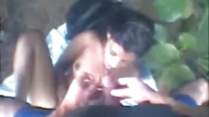 ஒரு கருப்பு பூனை பிடித்து வாயில் புணர்ந்தது செக்ஸ் கதை படம்