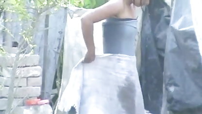 மற்றொரு சக பயணி தனது கழுதையுடன் காரில் பணம் செலுத்தினார் செக்ஸ் கஹானி வீடியோ