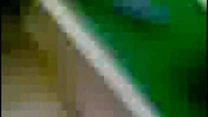 சமையலறையில் கவர்ச்சி வீடியோ, கவர்ச்சி படம் இளம் இல்லத்தரசி சுயஇன்பம்