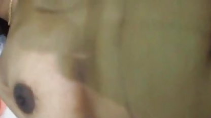 ஒரு ஹாஸ்டலில் சன்னி லியோன் மாமியின் படம் சக்