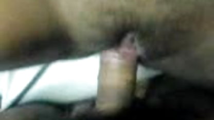 என் நாக்கில் ஈரமான சாக்லேட்டை கவர்ச்சி திரைப்பட கவர்ச்சி படம் முயற்சித்தேன்