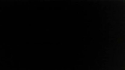 ஹேண்ட்லெஸ் சன்னி லியோன் கவர்ச்சி படம் தனியா