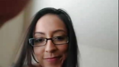 கிங்ஸ் ரியாலிட்டி - தில்லன் கார்ட்டர் தனது பெரிய மார்பகங்களைக் காட்டுகிறார் மற்றும் ஆபாச திரைப்படங்கள் மீது நெட்ஃபிக்ஸ் சேவல் சவாரி செய்கிறார்