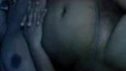 18 வயது மெல்லிய பெண் தன்னை இந்தி படம் செக்ஸ் வீடியோ முயற்சி செய்யச் சொன்னாள்