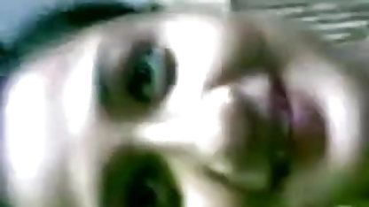 கிராமத்தில் இதைப் சூடான நீல படம் பார்க்க வேண்டாம்