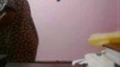 என் டிக் வழக்கில் அத்தை சிறுநீர் கழித்தது கடற்கரையில் மாமியின் கவர்ச்சி வீடியோ படம் நடந்தது