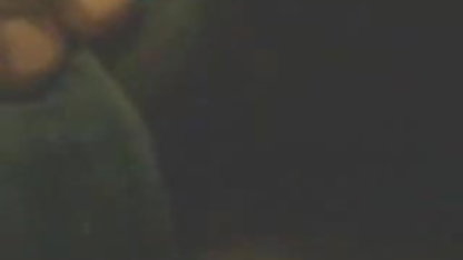 ஆற்றின் கரையில் சன்பாத்ஸ் இந்தி செக்ஸ் படம் இந்தி செக்ஸ் படம் மட்டுமல்ல