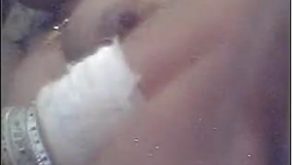 பசியுள்ள கழுதை உறுப்பினர்களை விழுங்குகிறது கவர்ச்சி வீடியோ அழகான பெண்