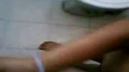 புணர்ச்சிக்கு ஊதப்பட்ட டில்டோ மாமியின் கவர்ச்சி படம் இந்தி