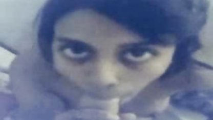 ஒரு மாய புண்டைக்குள் ஆழமாக ஊடுருவி, அதில் இருந்து சாறு வெளியேறுகிறது தூங்கி ஆபாச திரைப்படங்கள்