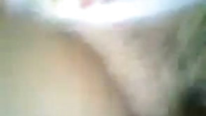 முதிர்ந்த குறும்புக்காரர் நம்பமுடியாதவர்கள் செக்ஸ் தனது கூட்டாளியின் நகலில் இருந்து ஒரு கேக்கை சாப்பிடுகிறார்