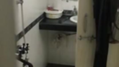 ஹோலி மைக்கேல்ஸ், கில்லியன் ஹாலிவுட் மாமியின் வீடியோ ஜான்சன் மற்றும் ஜேம்ஸ் டீன் த்ரீசோம்