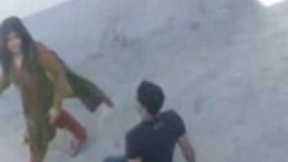 ஒரு விடுதி செக்ஸ் முழு திரைப்பட பதிவிறக்க அண்டை வீட்டாரால் மயக்கப்பட்டது