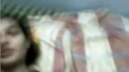 மார்பகங்கள் மற்றும் தனியா ஹாலிவுட் கவர்ச்சி மாமியின்